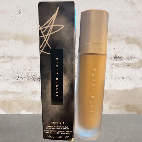 Fenty Beauty Other - Fenty Beauty Soft’Lit Naturally Luminous Hydrating Longwear Foundation 130 NIB